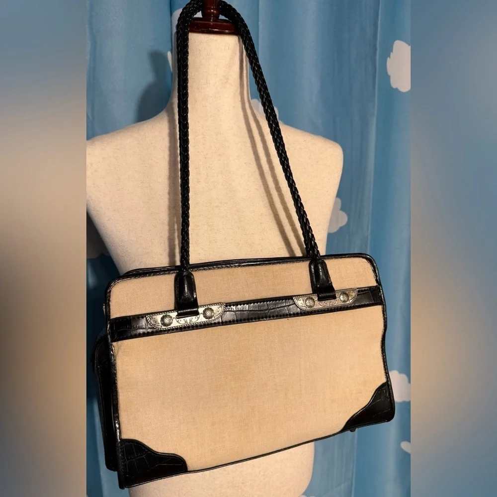 Vintage Bueno linen, silver tone southwest, leather shoulder bag.